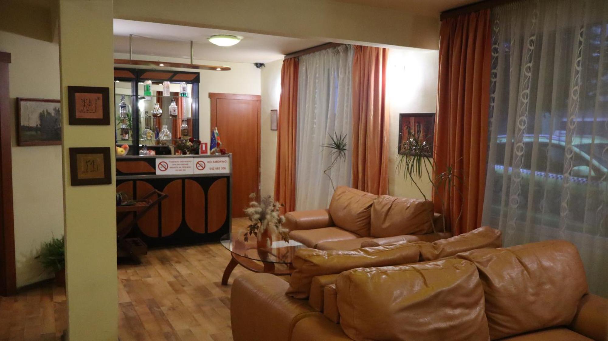 Hotel Palitra Varna Eksteriør bilde