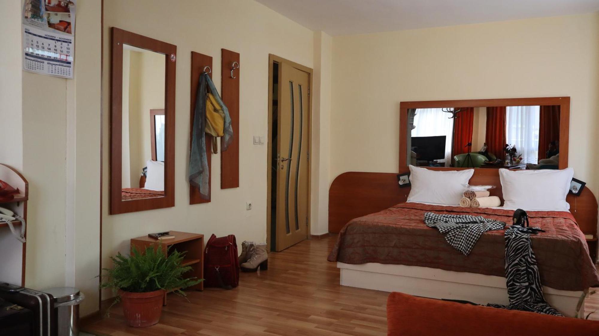 Hotel Palitra Varna Eksteriør bilde